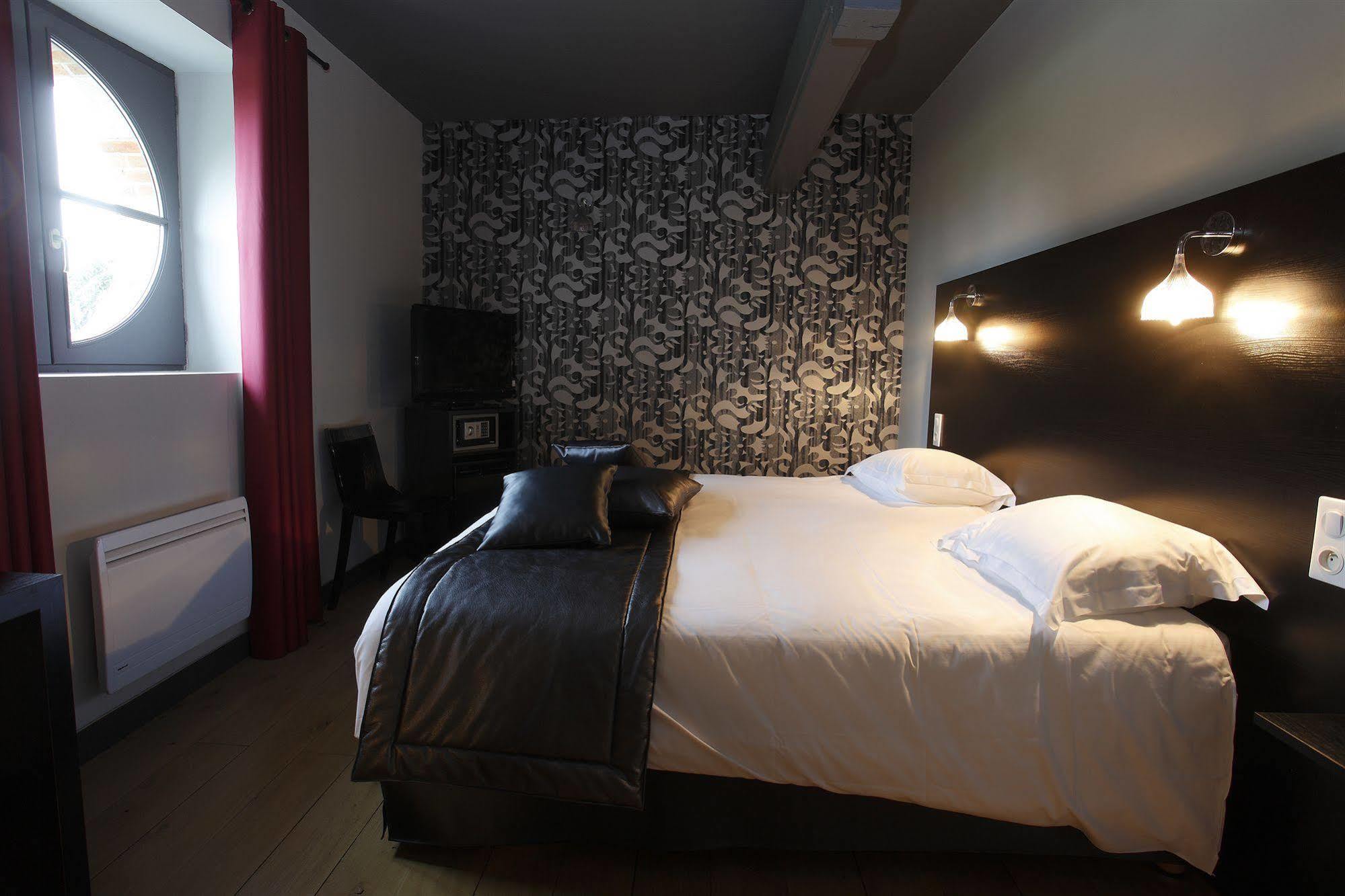 Hotel Chateau De La Barbiniere Saint-Laurent-sur-Sèvre Zewnętrze zdjęcie
